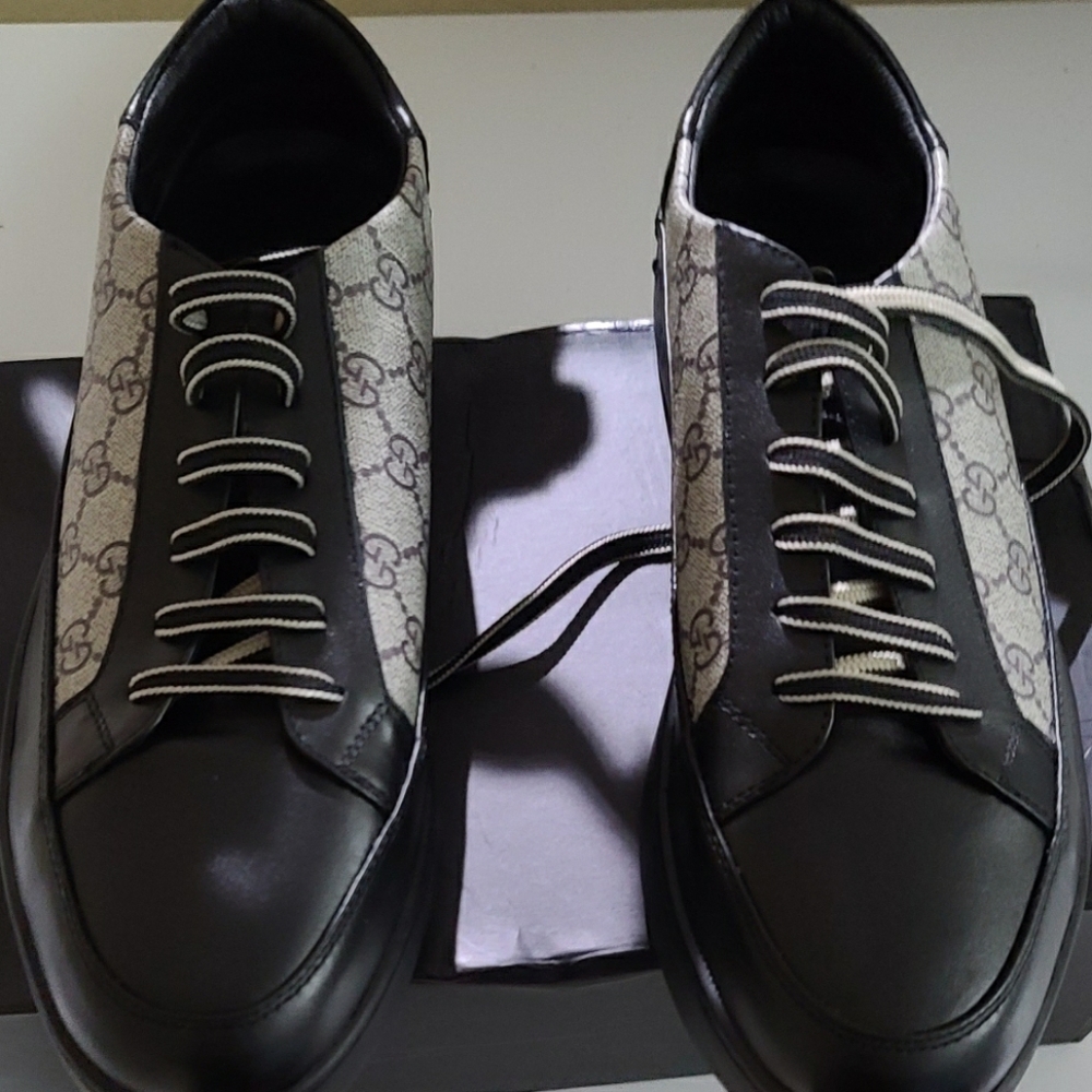 Athletic dress shoes